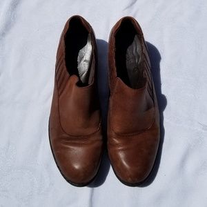 Born Leather Ankle Booties
